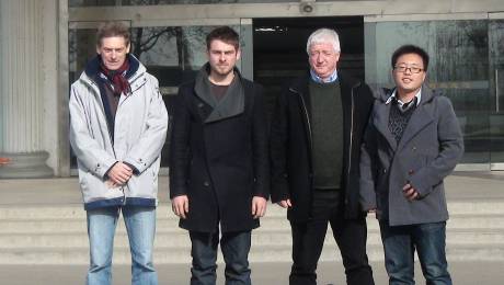 Our sales representatives are guiding our customers visiting our factory and workshop.