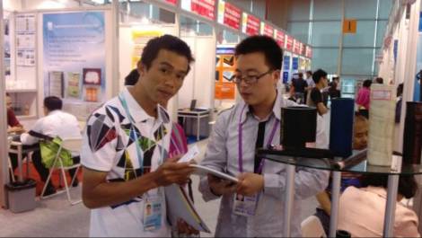The sales representatives are introduce our products for customers on exhibition show.